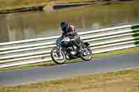 Vintage-motorcycle-club;eventdigitalimages;mallory-park;mallory-park-trackday-photographs;no-limits-trackdays;peter-wileman-photography;trackday-digital-images;trackday-photos;vmcc-festival-1000-bikes-photographs